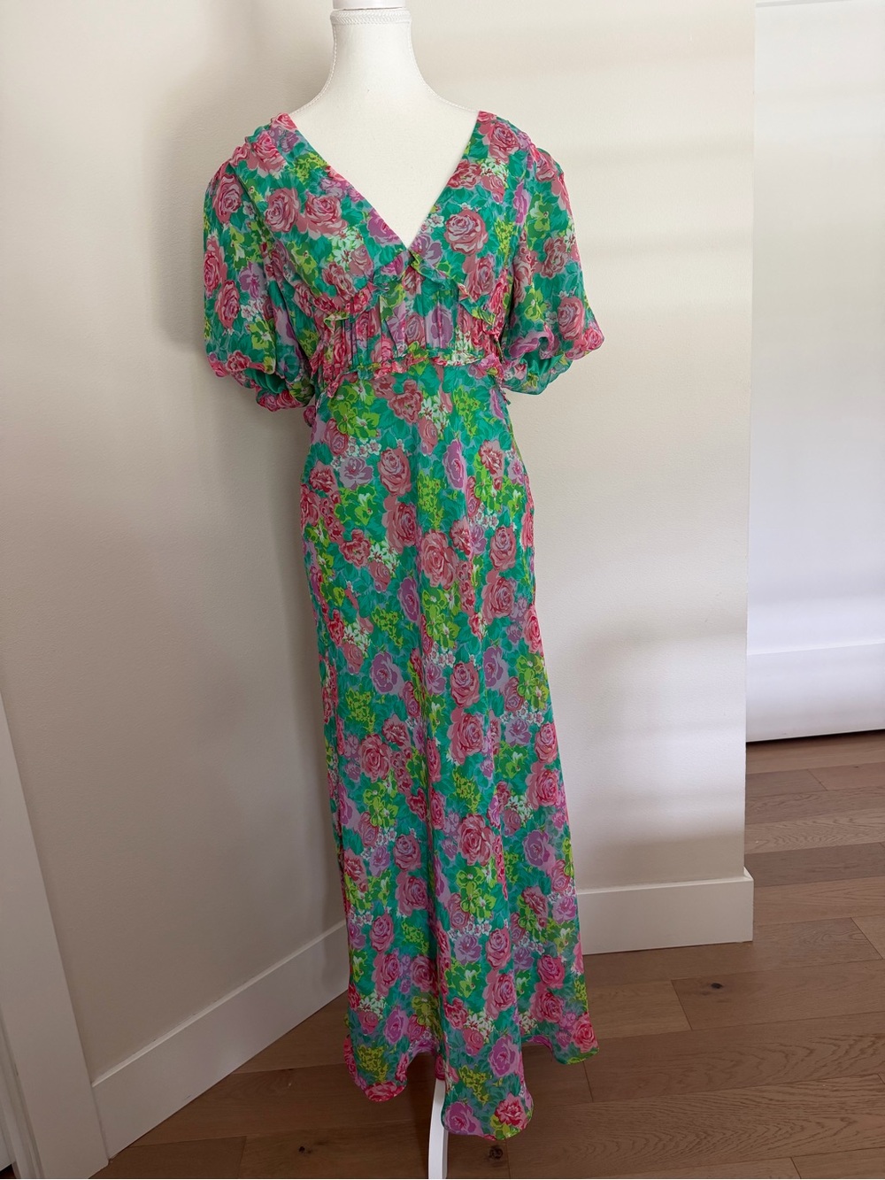 Astr Floral V-Neck Maxi Flowy Dress in Green and Pink